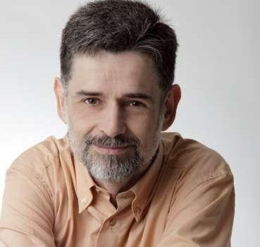 carlos-gonzalez-mujer-crianza